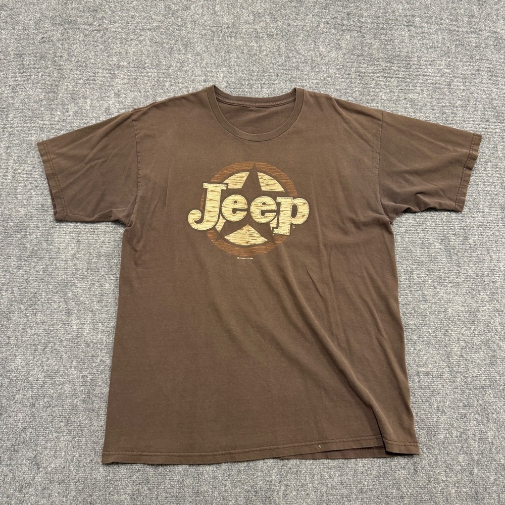 Jeep T-Shirt Men's‎ XL Distressed Chrysler LLC 2009 Star Logo Brown Y2K